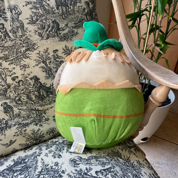 Squishmallow Samuel the Scarecrow - Picture 2 of 6